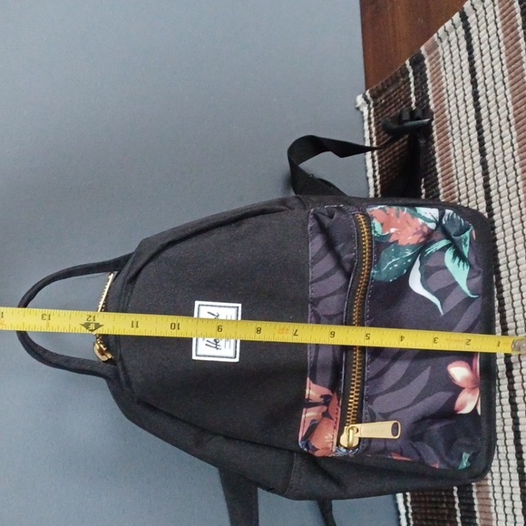 Herschel backpack - Picture 10 of 16